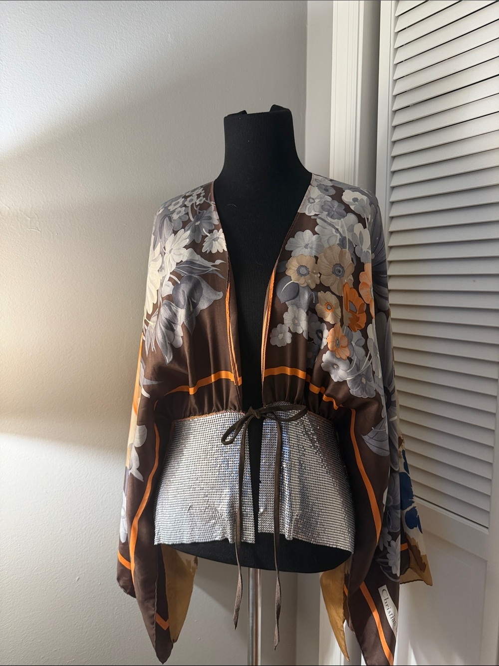 Christian DIOR Silk scarf made to silver mesh and suede Tie-Front Shawl Top